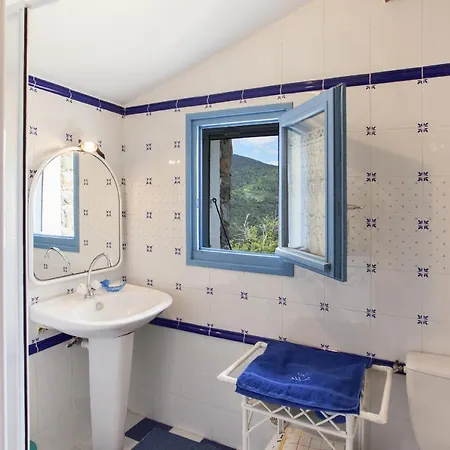 Beautiful Stone House In The Village Of Villa Poggio-di-Nazza
