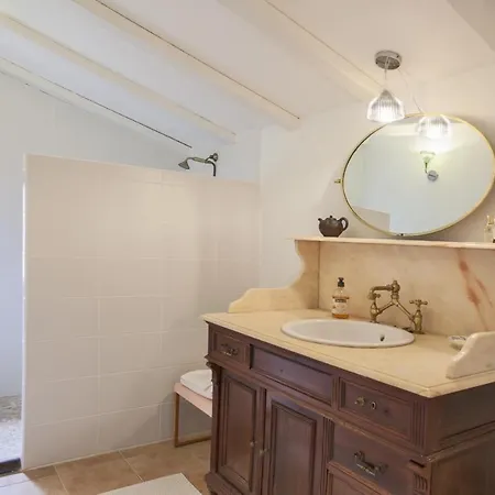 Beautiful Stone House In The Village Of Villa Poggio-di-Nazza