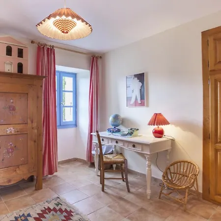 Villa Beautiful Stone House In The Village Of