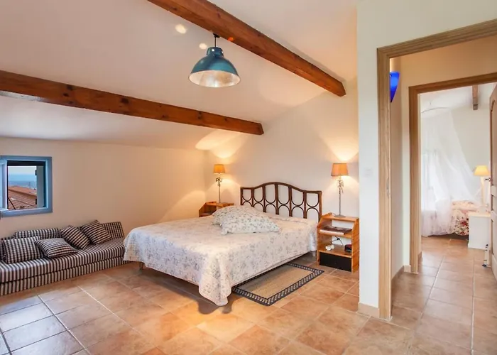 Casa La Colombaia 度假居 *